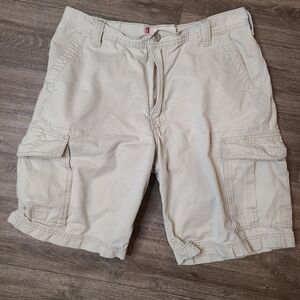 Vintage Levi's Cargo Shorts Mens Size 34 Beige 11" Inseam Skater Y2K Normcore